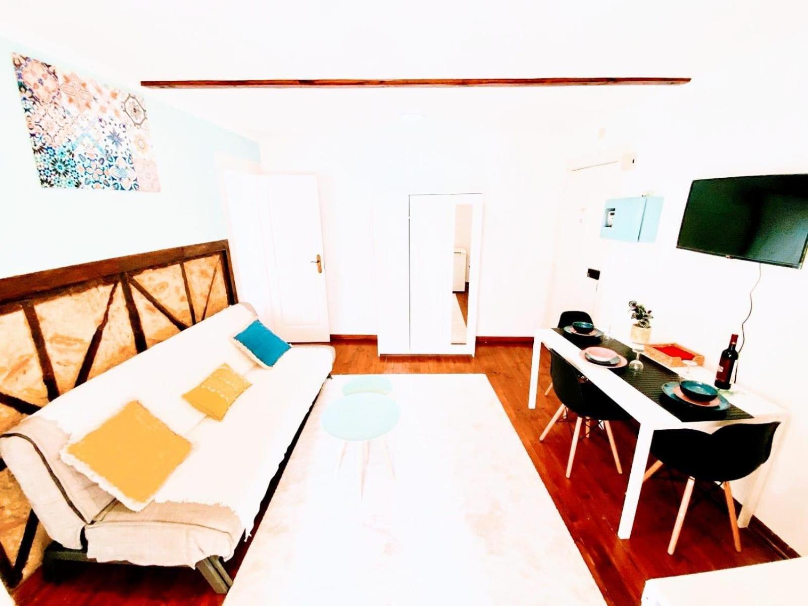 Amazing Flat In The Center *